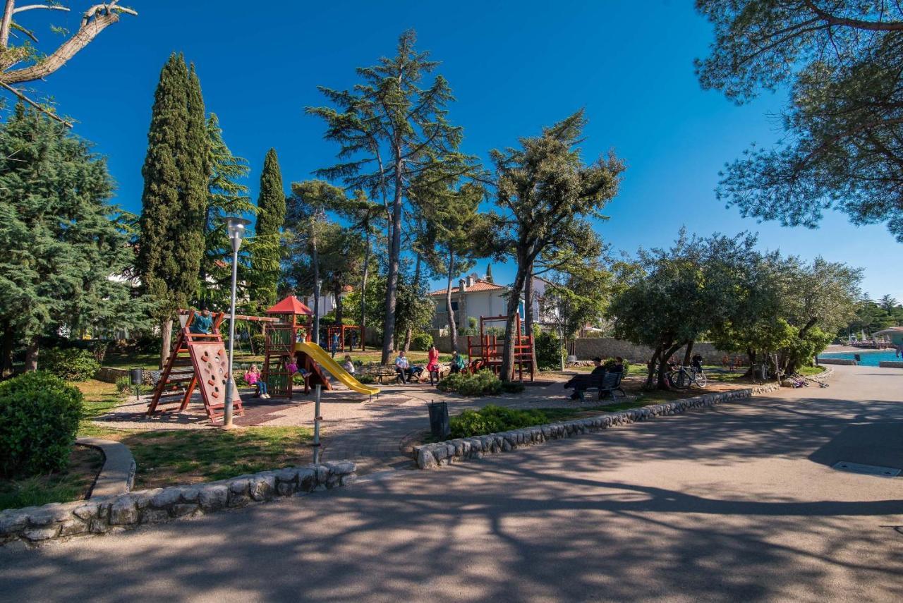 Apartments House Pinezic Malinska Luaran gambar